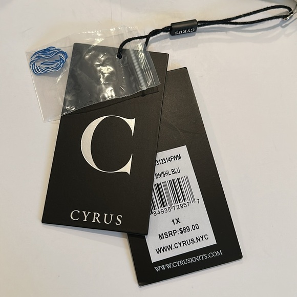 NWT Cyrus Size 1X Boxy Blue & White Nautical Stripe Sweater - Picture 7 of 8